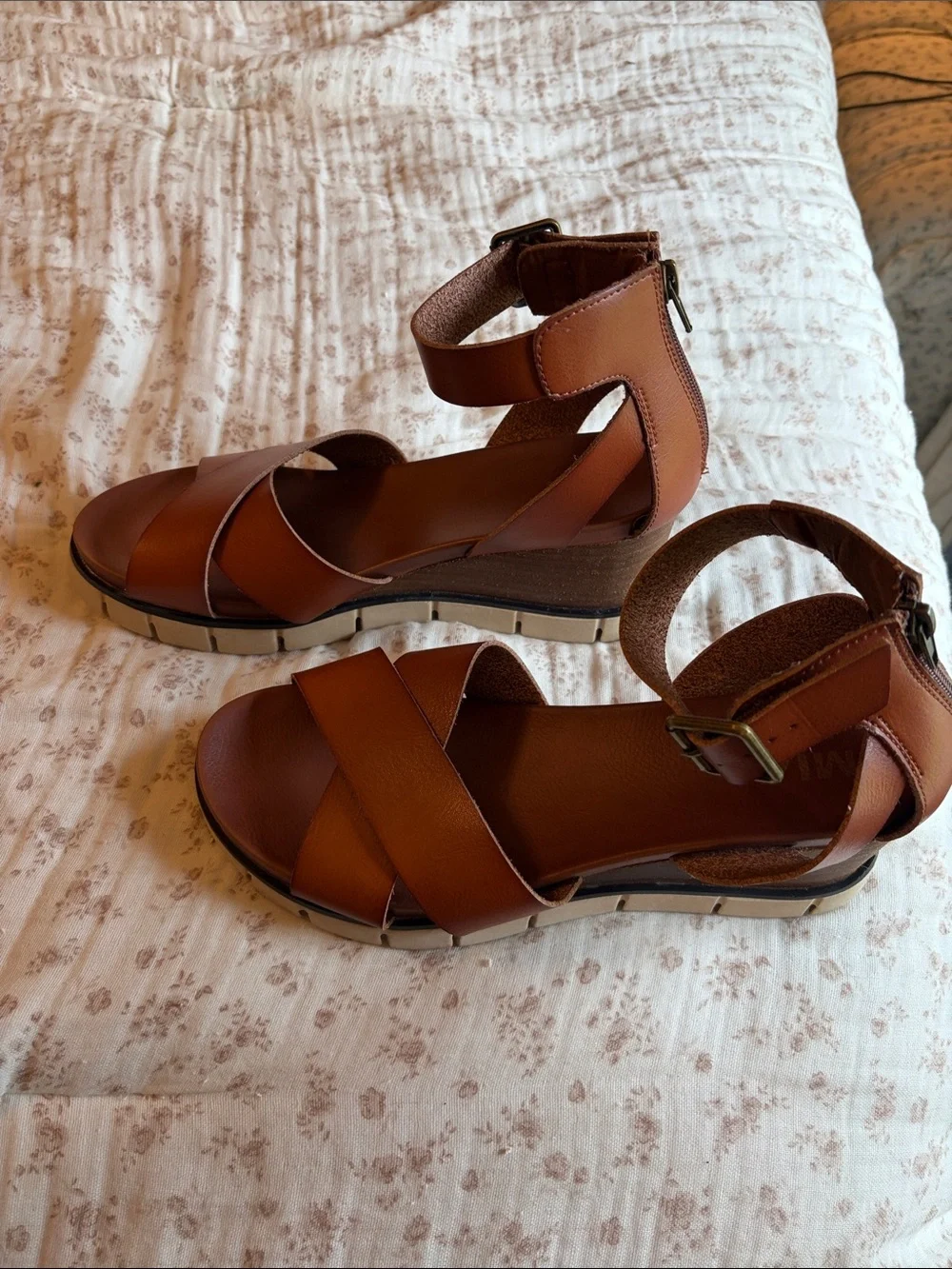 MIA stylish wedge